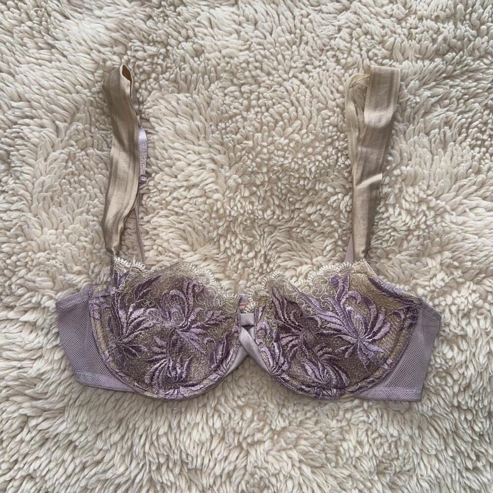 Elegant Lilac Embroidered Bra by Victoria's Secret - 34C - *see note*